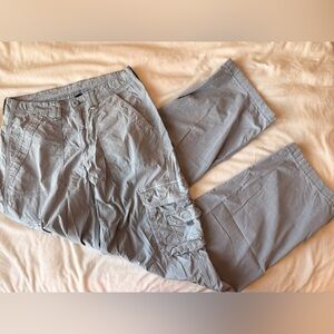 American Eagle Women’s Gray Cargo Pants